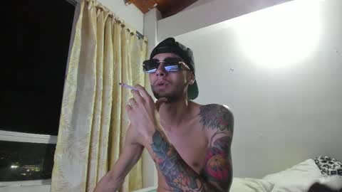 Snapshot of mybmx chatting on 10/24/25, 03:36 JUAN TORRES CREATURE online show from 10/24/25, 03:36