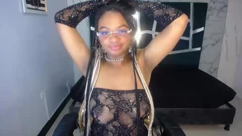 mychell_ch online show from 01/17/25, 02:18