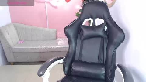 mychell_ch online show from 02/12/25, 04:44