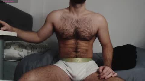 Snapshot of myhairymacho chatting on 02/22/25, 02:39 Juan OF myhairymacho online show from 02/22/25, 02:39