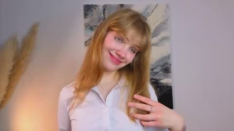 Snapshot of myismira chatting on 10/18/25, 04:37 Mira  online show from 10/18/25, 04:37