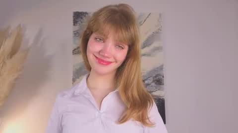 Snapshot of myismira chatting on 10/21/25, 04:13 Mira  online show from 10/21/25, 04:13