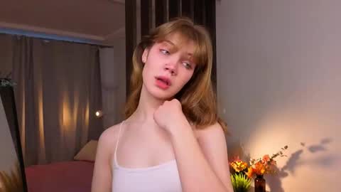 Snapshot of myismira chatting on 11/16/25, 04:07 Mira online show from 11/16/25, 04:07