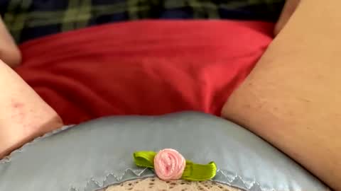 Snapshot of mykittyneedsuu chatting on 11/27/25, 09:55 Kitty online show from 11/27/25, 09:55