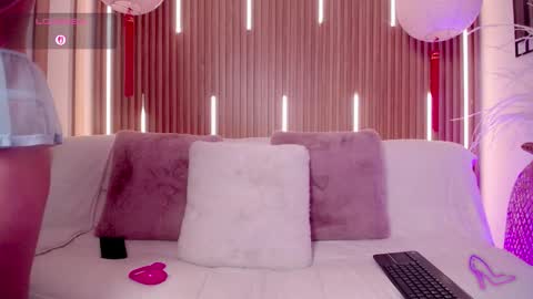 Snapshot of myladreams_ chatting on 01/19/26, 03:21 Myla online show from 01/19/26, 03:21
