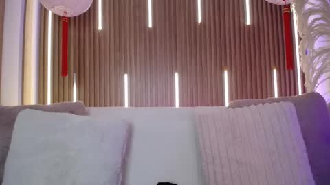 Snapshot of myladreams_ chatting on 02/05/26, 03:00 Myla online show from 02/05/26, 03:00