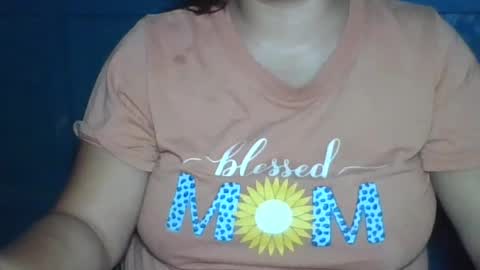 Snapshot of mylove_2004 chatting on 07/12/26, 08:22 mylove_2004 online show from 07/12/26, 08:22