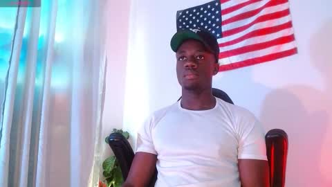 Mylo Wallace  online show from 11/15/25, 05:09