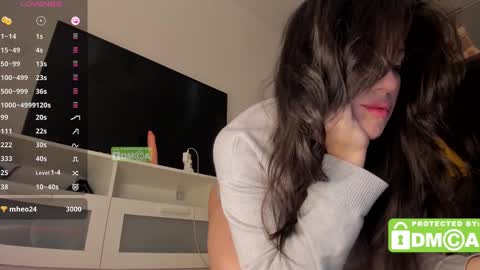 hey its Mel online show from 02/20/25, 09:44