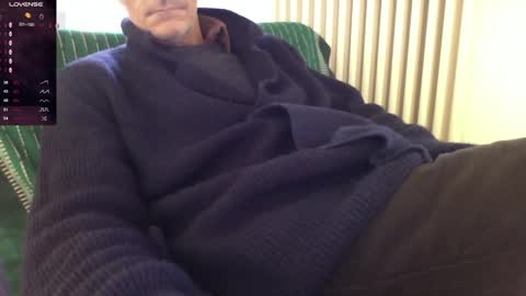 Bi sexy guy lovense hush is on private is open or password show tip if you like. online show from 12/12/24, 11:18