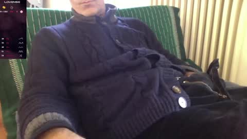 Bi sexy guy lovense hush is on private is open or password show tip if you like. online show from 12/25/24, 08:40