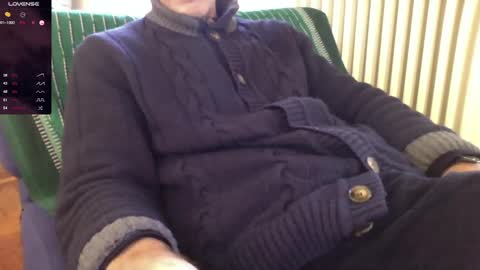 Bi sexy guy lovense hush is on private is open or password show tip if you like. online show from 12/26/24, 10:59
