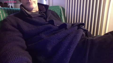Bi sexy guy lovense hush is on private is open or password show tip if you like. online show from 02/25/25, 12:24
