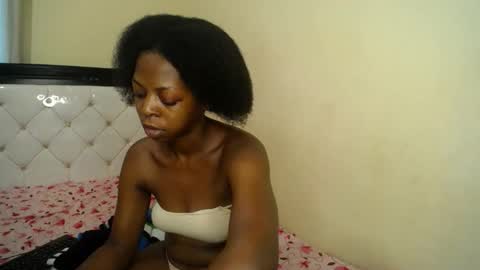 Snapshot of mynameiswet chatting on 06/09/26, 05:30 mynameiswet online show from 06/09/26, 05:30