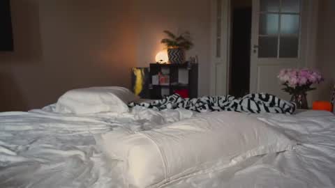 Sima online show from 07/10/26, 12:41