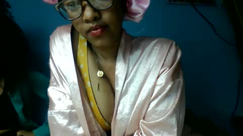 myriamee online show from 06/08/26, 11:16