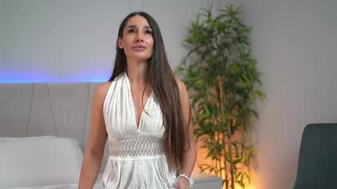Miryam online show from 01/07/25, 05:42