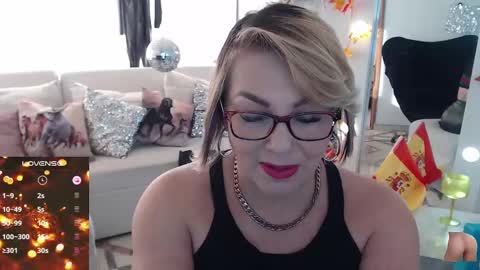 Snapshot of myrnasexxx chatting on 01/12/25, 12:12 Myrna Sessions online show from 01/12/25, 12:12