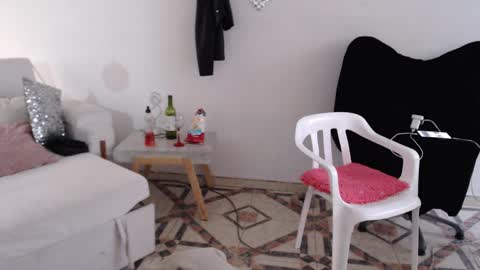 Snapshot of myrnasexxx chatting on 01/24/25, 12:10 Myrna Sessions online show from 01/24/25, 12:10