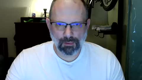 Snapshot of mysecretaccount0311 chatting on 10/31/25, 04:13 Tony online show from 10/31/25, 04:13