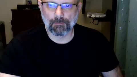 Snapshot of mysecretaccount0311 chatting on 11/04/25, 06:01 Tony online show from 11/04/25, 06:01