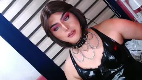 Snapshot of mysterious_diva chatting on 07/16/26, 05:52 SUPPORT GODDESS TRISHA AND DONT FORGET TO FOLLOW ME online show from 07/16/26, 05:52