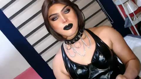Snapshot of mysterious_diva chatting on 07/28/26, 03:21 SUPPORT GODDESS TRISHA AND DONT FORGET TO FOLLOW ME online show from 07/28/26, 03:21