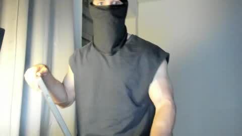 Snapshot of mysterious_muscles chatting on 03/13/26, 02:18 mysterious_muscles online show from 03/13/26, 02:18