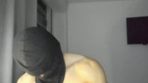 Snapshot of mysterious_muscles chatting on 04/21/26, 01:42 mysterious_muscles online show from 04/21/26, 01:42