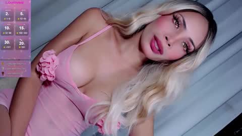 Snapshot of mysterious_olivia chatting on 10/06/25, 08:23 Olivia online show from 10/06/25, 08:23