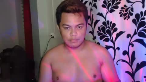 Snapshot of mysteriousasiangay chatting on 10/27/25, 11:58 Mater Jerk online show from 10/27/25, 11:58