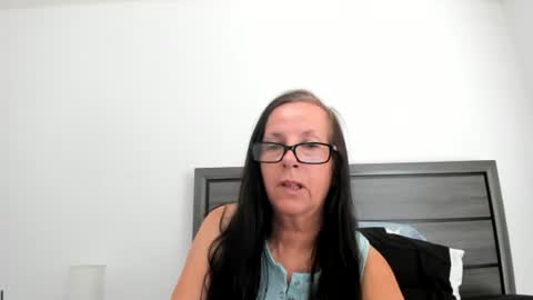 mysteriouspeachgoddess online show from 09/12/25, 03:01