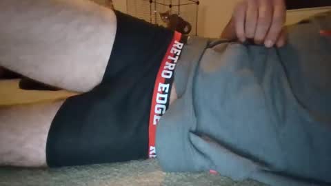 Snapshot of mysterymyn chatting on 09/30/25, 04:39 mysterymyn online show from 09/30/25, 04:39