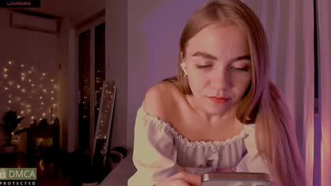 Michelle  Endlessly love and support you here every night online show from 12/23/24, 10:01