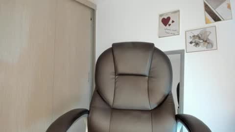 Elena online show from 06/07/26, 10:35