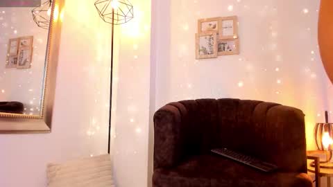 mystic carito online show from 11/25/25, 09:04