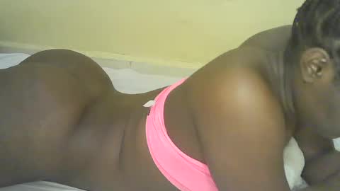 mystic_linna online show from 06/14/26, 04:03