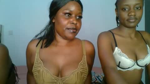 Snapshot of mystic_saucy chatting on 10/09/25, 06:17 mystic_saucy online show from 10/09/25, 06:17