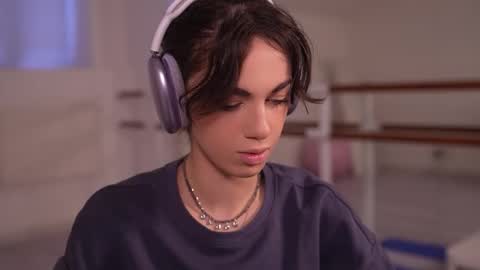 MILLI online show from 10/24/25, 06:10