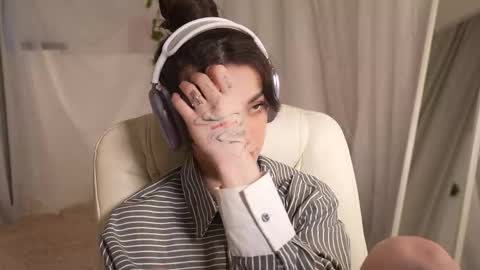 MILLI online show from 11/29/25, 12:08