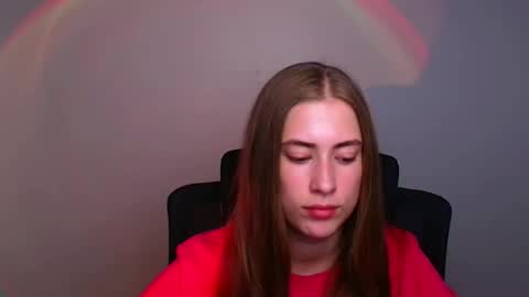 Emelie online show from 09/11/25, 11:21