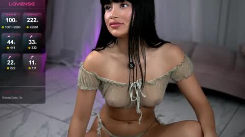 mysticlayla online show from 11/05/25, 04:45