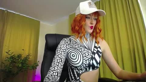 mysticvenus_ online show from 10/16/25, 07:42