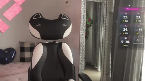Snapshot of mysticxkitty chatting on 02/09/25, 04:40 Kamile Get to know me better Subscribe to my OnlyFans Mysticxkitty online show from 02/09/25, 04:40