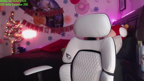 MySweetSofie online show from 12/22/24, 05:45