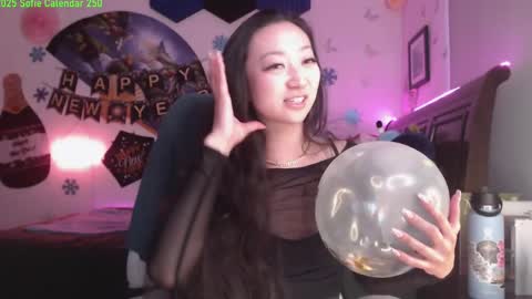 MySweetSofie online show from 01/01/25, 11:18