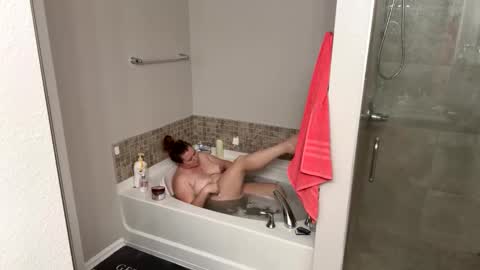 Snapshot of mysweetspot20 chatting on 12/13/25, 11:10 mysweetspot20 online show from 12/13/25, 11:10