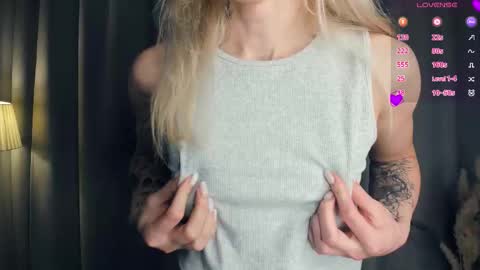 Snapshot of myviolet_rush chatting on 11/07/25, 07:36 Olivia or just olive online show from 11/07/25, 07:36