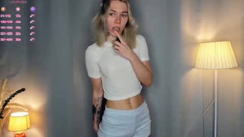Olivia or just olive online show from 07/07/26, 07:07