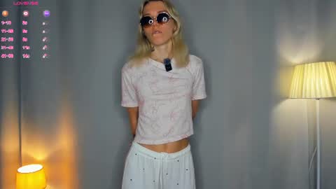 Olivia or just olive online show from 07/26/26, 07:10